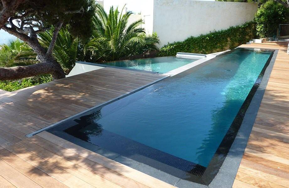 tour de piscine parquet moderne